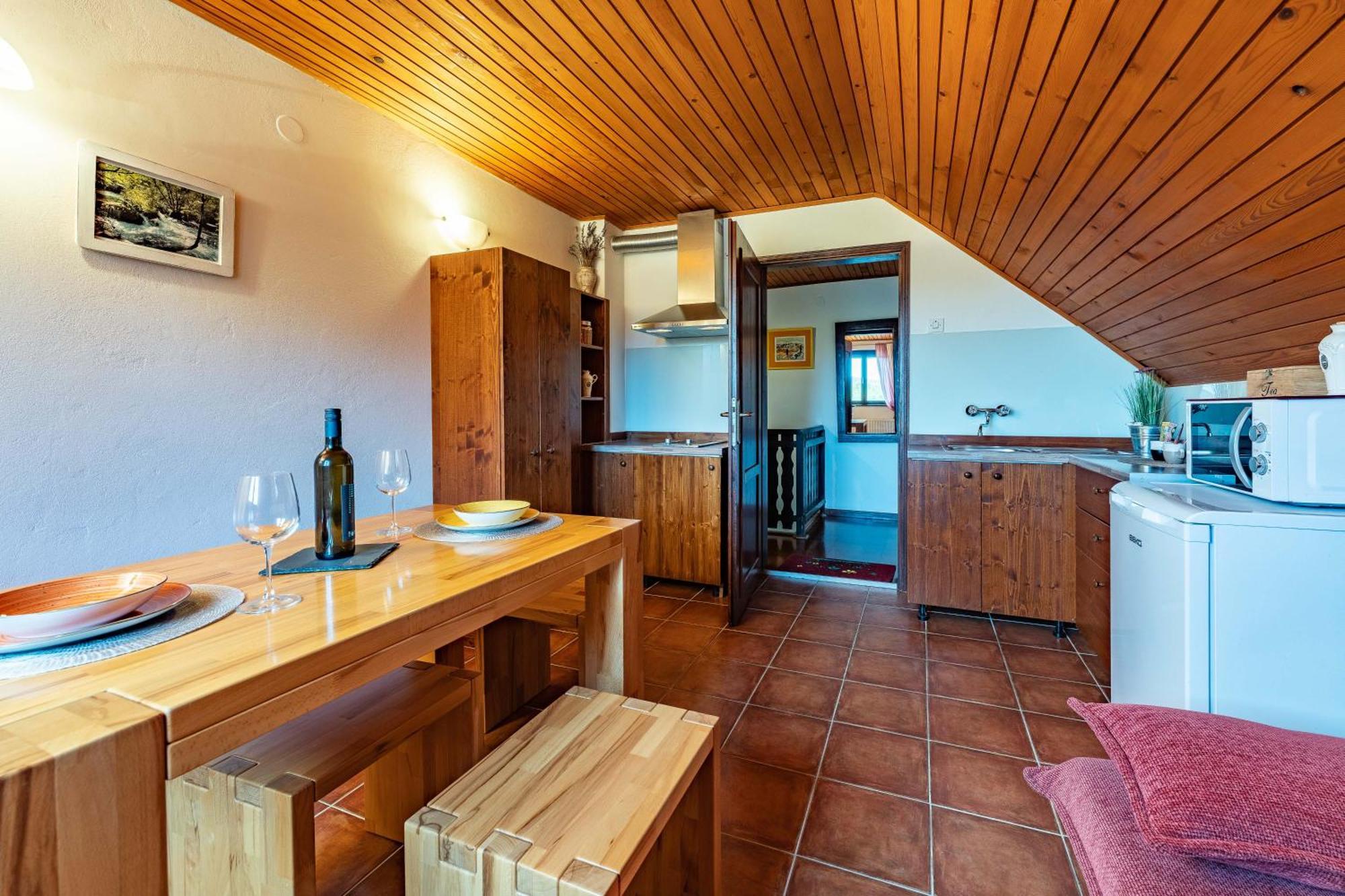 B&B Villa Sumrak Plitvica Plitvica selo Rom bilde